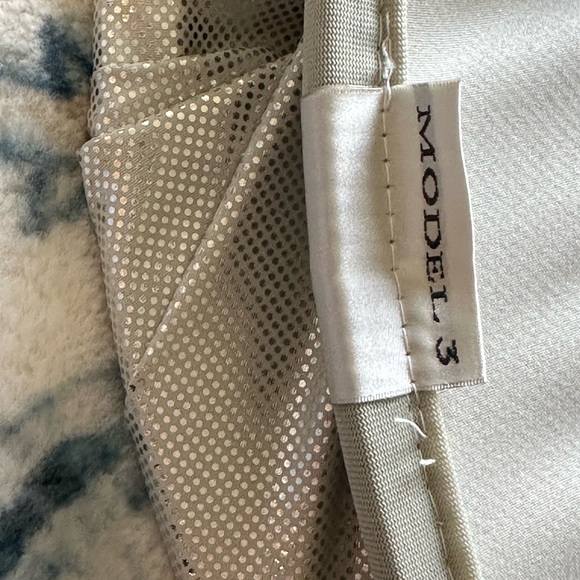 Tesla Model 3 Roof Sunshade, interior accessories - Picture 7 of 11